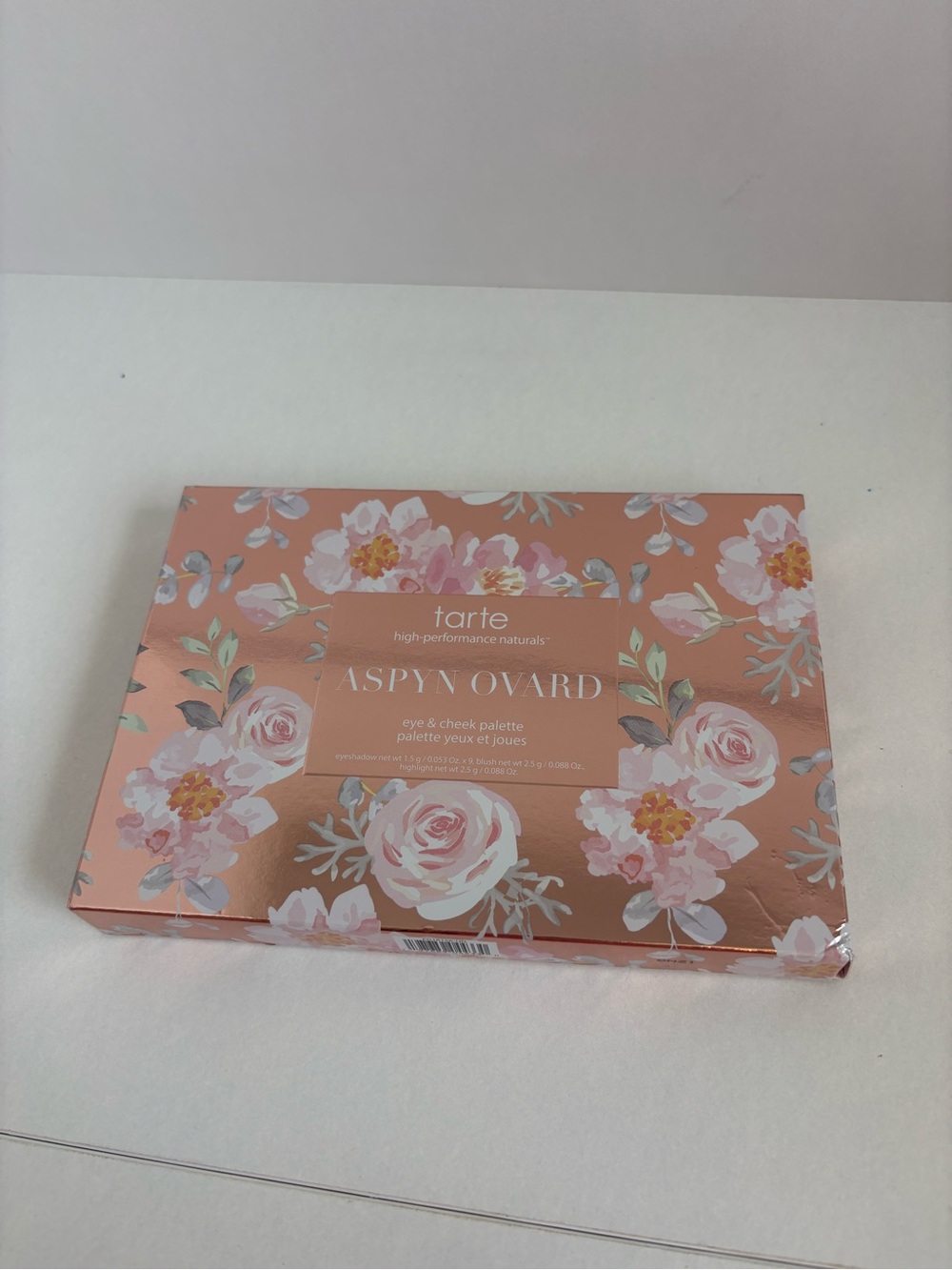 LIMITED EDITION tarte Aspyn Ovard Eye & Cheek Palette